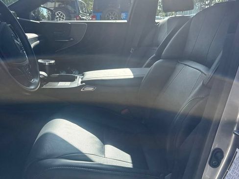 Used 2024 Lexus LS 500 RWD image 3