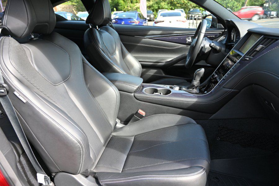 Used 2019 INFINITI Q60 Red Sport 400 w/ Cargo Package AWD/4WD image 30