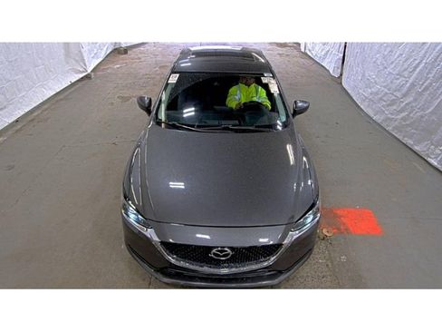Used 2021 MAZDA MAZDA6 Touring FWD image 2