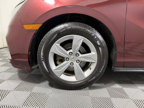 Used 2018 Honda Odyssey EX-L image 9