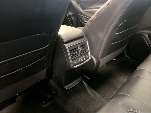 Used 2024 Subaru Forester Touring AWD/4WD image 28