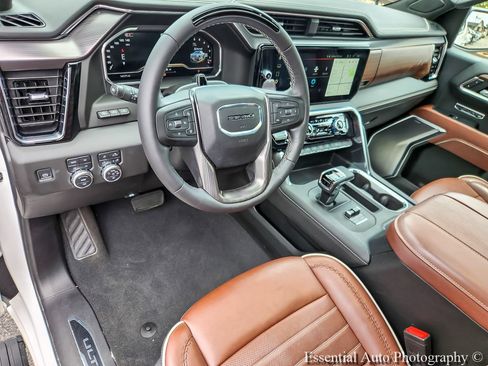 Used 2025 GMC Sierra 1500 Denali Ultimate AWD/4WD image 5