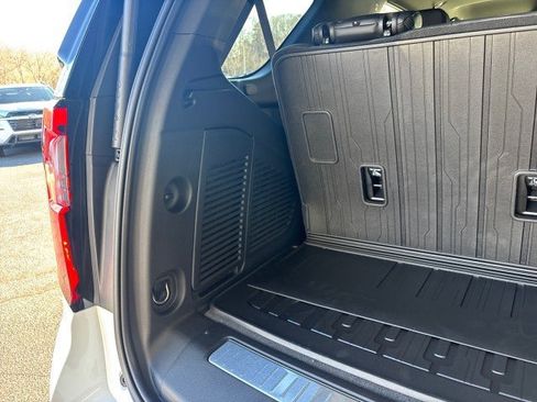 New 2026 GMC Yukon Denali w/ LPO, Floor Liner Package image 54