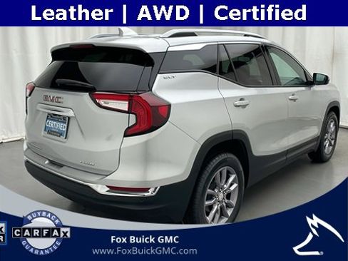 Certified 2022 GMC Terrain SLT w/ LPO, Floor Liner Package image 3