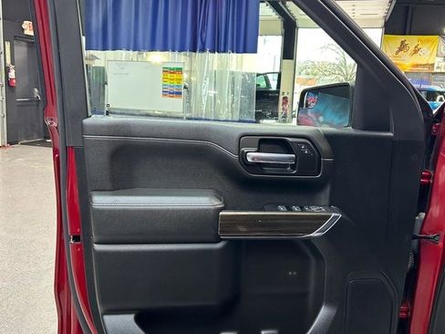 Used 2022 Chevrolet Silverado 1500 RST image 12
