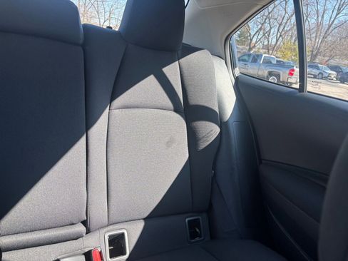 Used 2025 Toyota Corolla LE image 35