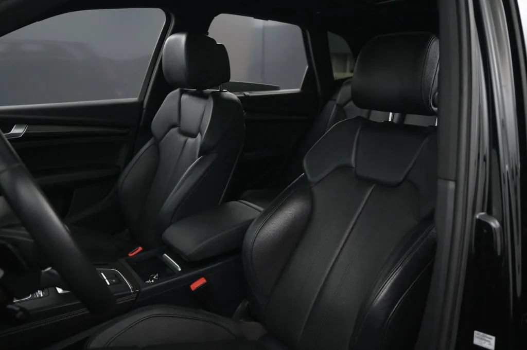 Used 2019 Audi SQ5 Premium Plus w/ Premium Plus Package AWD/4WD image 41