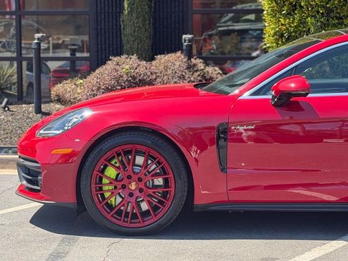 Used 2023 Porsche Panamera 4S w/ Premium Package image 10