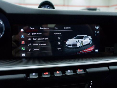 Used 2022 Porsche 911 Turbo image 45