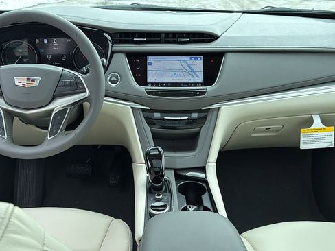 New 2026 Cadillac XT5 Premium Luxury w/ Driver Assist Package image 9