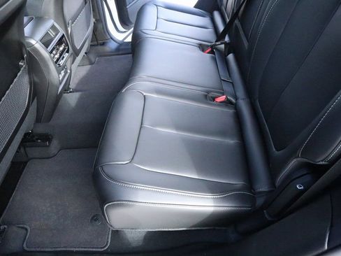 New 2025 Jeep Grand Cherokee Limited image 13