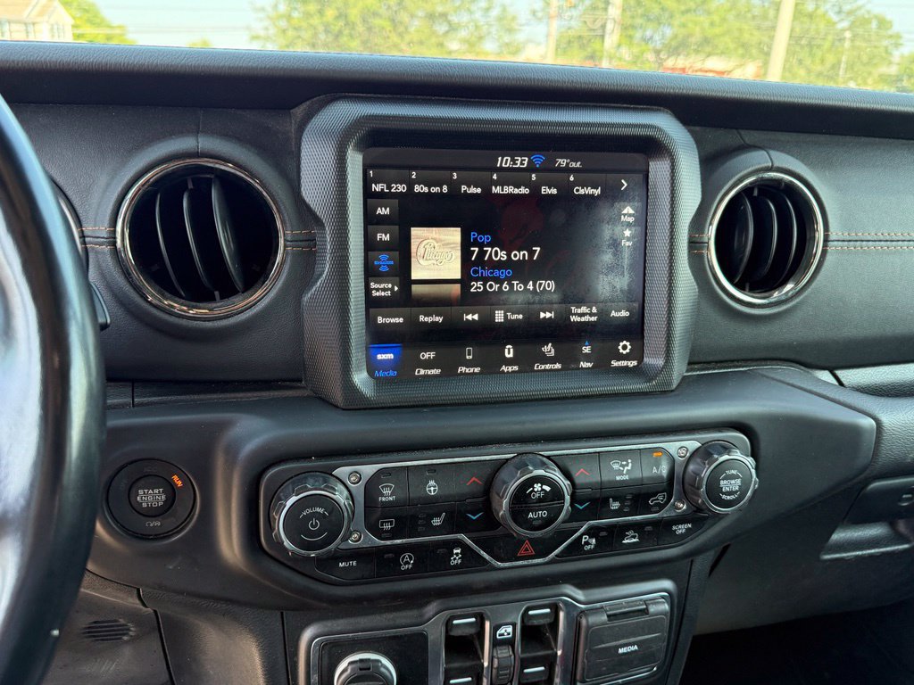 Used 2022 Jeep Wrangler Unlimited Sahara AWD/4WD image 19