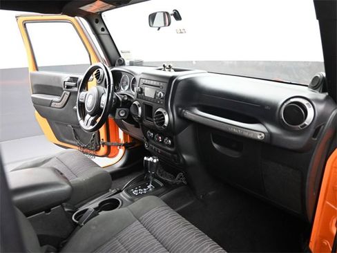 Used 2012 Jeep Wrangler Sport w/ Connectivity Group image 20