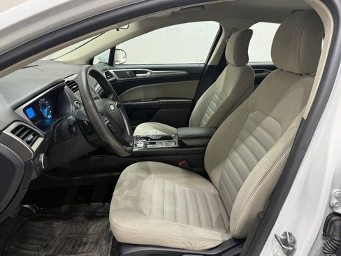 Used 2017 Ford Fusion S image 16