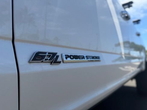 Used 2019 Ford F350 Platinum w/ Platinum Ultimate Package image 10