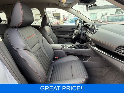 Used 2026 Nissan Rogue SV AWD/4WD image 16