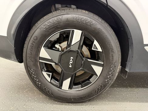 Used 2026 Kia Sportage LX FWD image 20