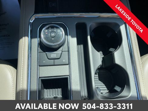 Used 2021 Ford Expedition XLT image 34