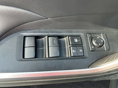Used 2023 Toyota RAV4 LE FWD image 12