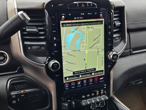 Used 2021 RAM 3500 Laramie image 34