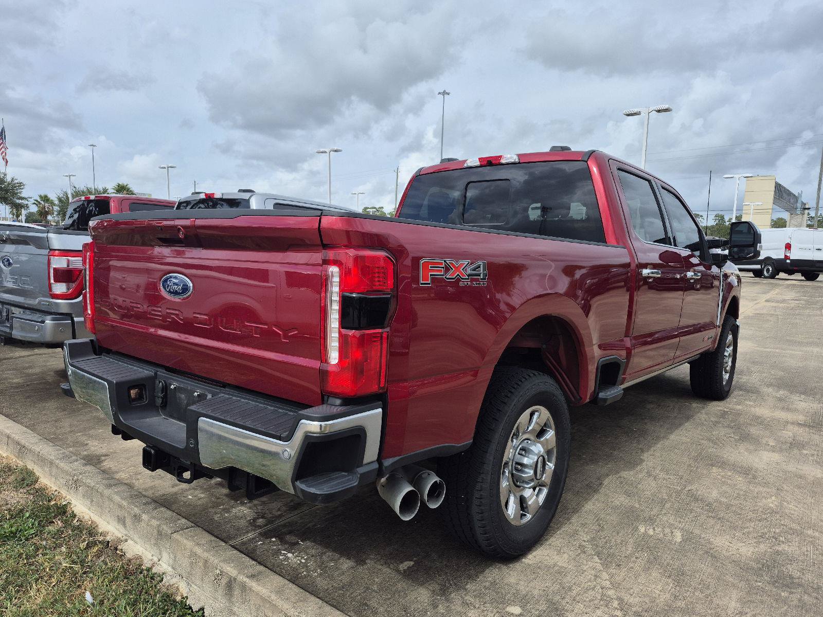 Used 2026 Ford F250 Lariat w/ Lariat Ultimate Package AWD/4WD image 14