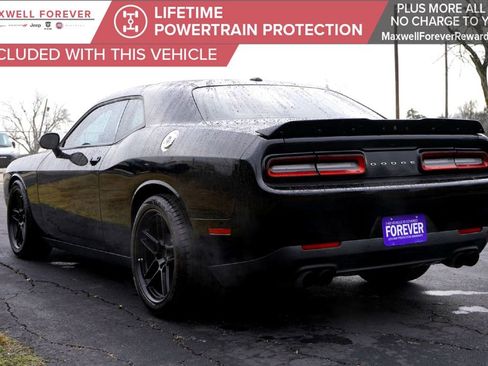 Used 2022 Dodge Challenger GT image 8