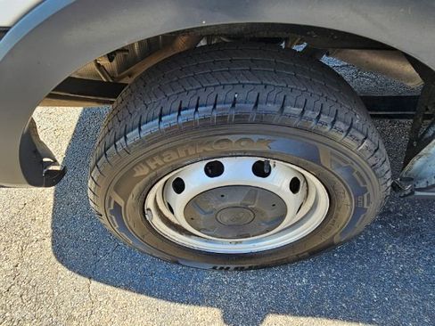 Used 2018 Ford Transit 350 T-350 148 Med Rf 9500 GVWR Sl image 37