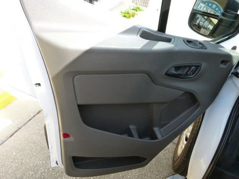 Used 2025 Ford Transit 250 Low Roof w/ Exterior Upgrade Package RWD image 25