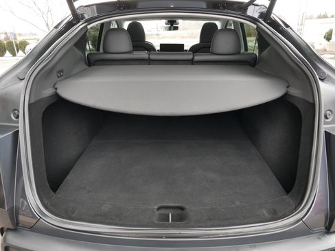 Used 2026 Tesla Model Y AWD image 18