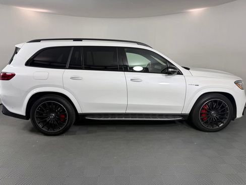 Used 2025 Mercedes-Benz GLS 63 AMG 4MATIC image 8