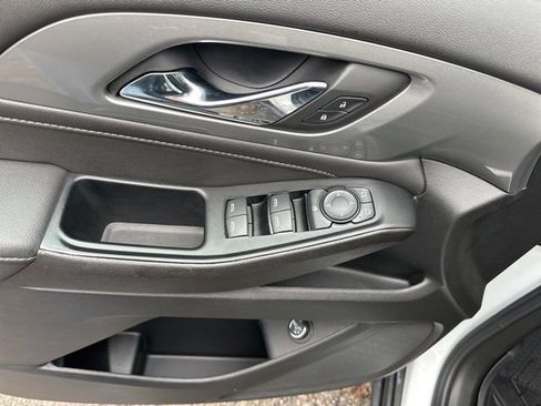 Used 2023 Chevrolet Traverse LT w/ LPO, Floor Liner Package image 14