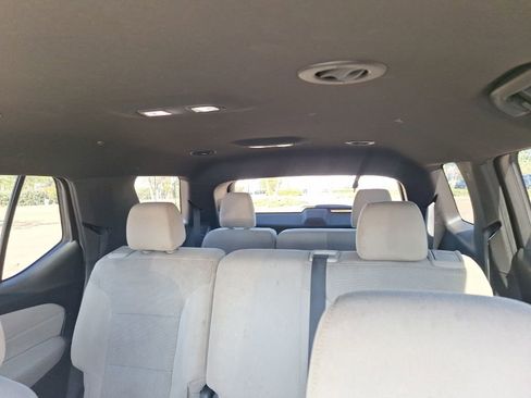 Certified 2023 Chevrolet Traverse LS image 18