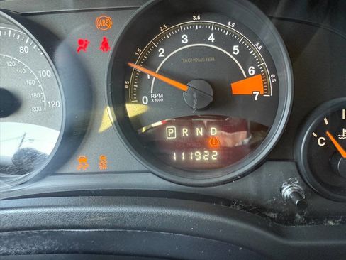 Used 2011 Toyota Tacoma PreRunner w/ TRD Off-Road Pkg image 10