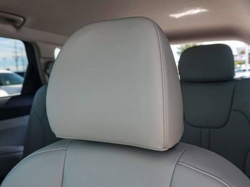 Used 2025 Kia Sorento EX image 24