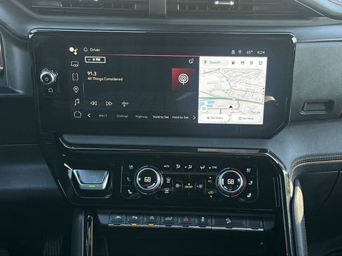 Used 2025 GMC Sierra 1500 AT4 image 25