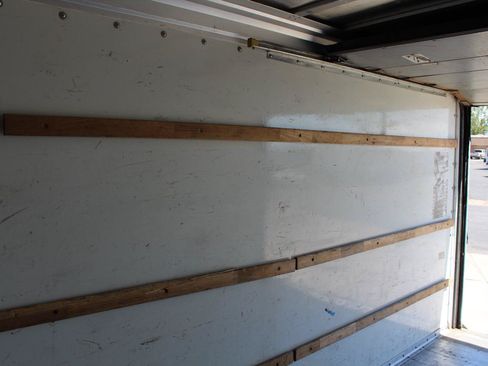 Used 2007 Ford E-450 and Econoline 450 RWD image 24