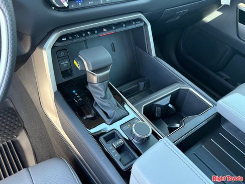 New 2026 Toyota Tundra Limited AWD/4WD image 21