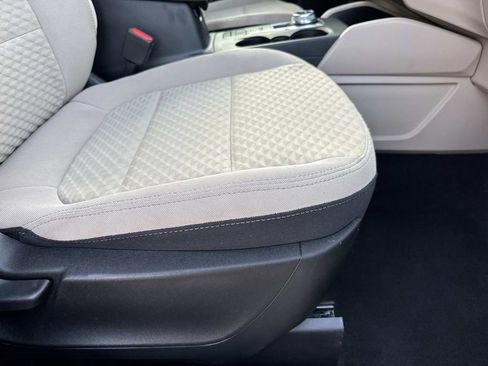 Certified 2022 Ford Escape SE w/ Convenience Package image 12