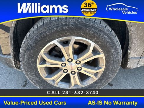 Used 2016 GMC Acadia SLT w/ Open Road Package image 30