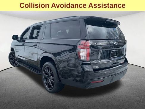 Used 2023 Chevrolet Suburban RST w/ Luxury Package image 10