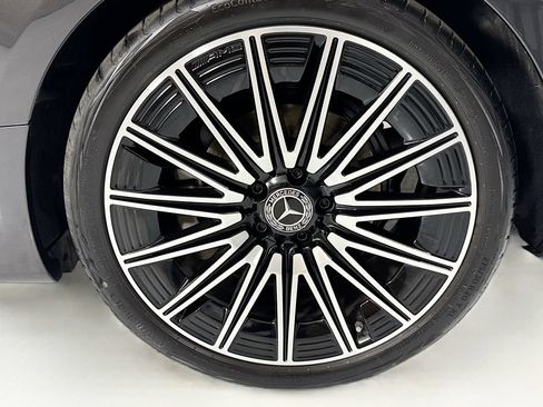Certified 2025 Mercedes-Benz CLE 300 4MATIC Coupe image 29