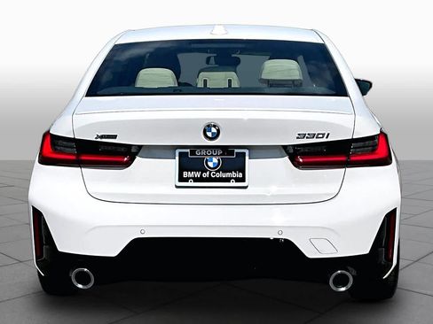 Used 2026 BMW 330i xDrive Sedan AWD/4WD image 4