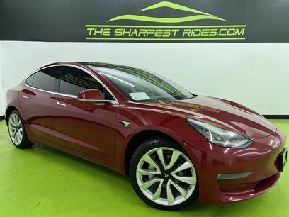 Used 2019 Tesla Model 3 Mid Range