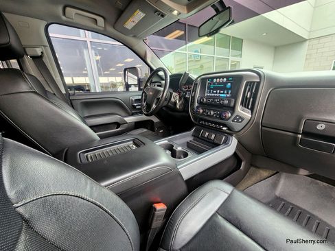 Used 2018 Chevrolet Silverado 2500 LTZ w/ Duramax Plus Package AWD/4WD image 43