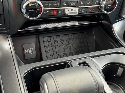 Used 2025 Ford F150 Lariat w/ Equipment Group 502A High image 42