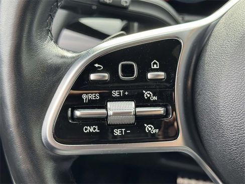 Certified 2022 Mercedes-Benz GLA 250 4MATIC image 23