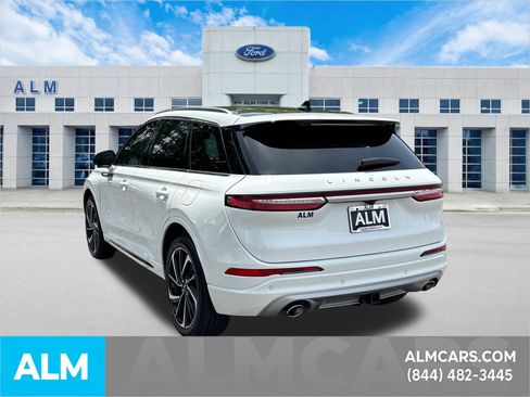 Used 2024 Lincoln Corsair Grand Touring w/ Equipment Group 301A image 9