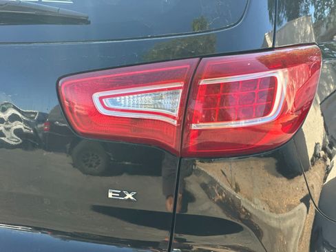 Used 2012 Kia Sportage EX w/ EX Premium Pkg FWD image 10