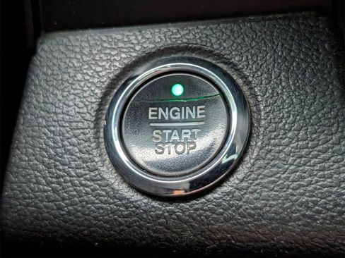 Used 2017 Ford F150 Lariat w/ Equipment Group 502A Luxury image 29