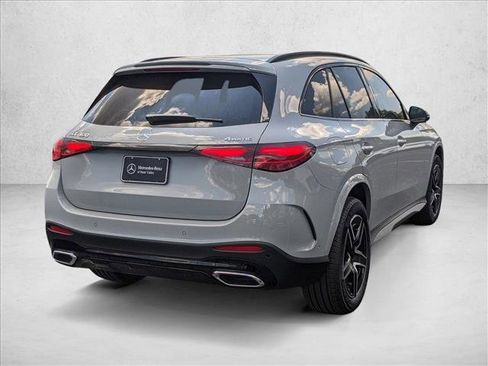 Used 2026 Mercedes-Benz GLC 300 4MATIC image 2